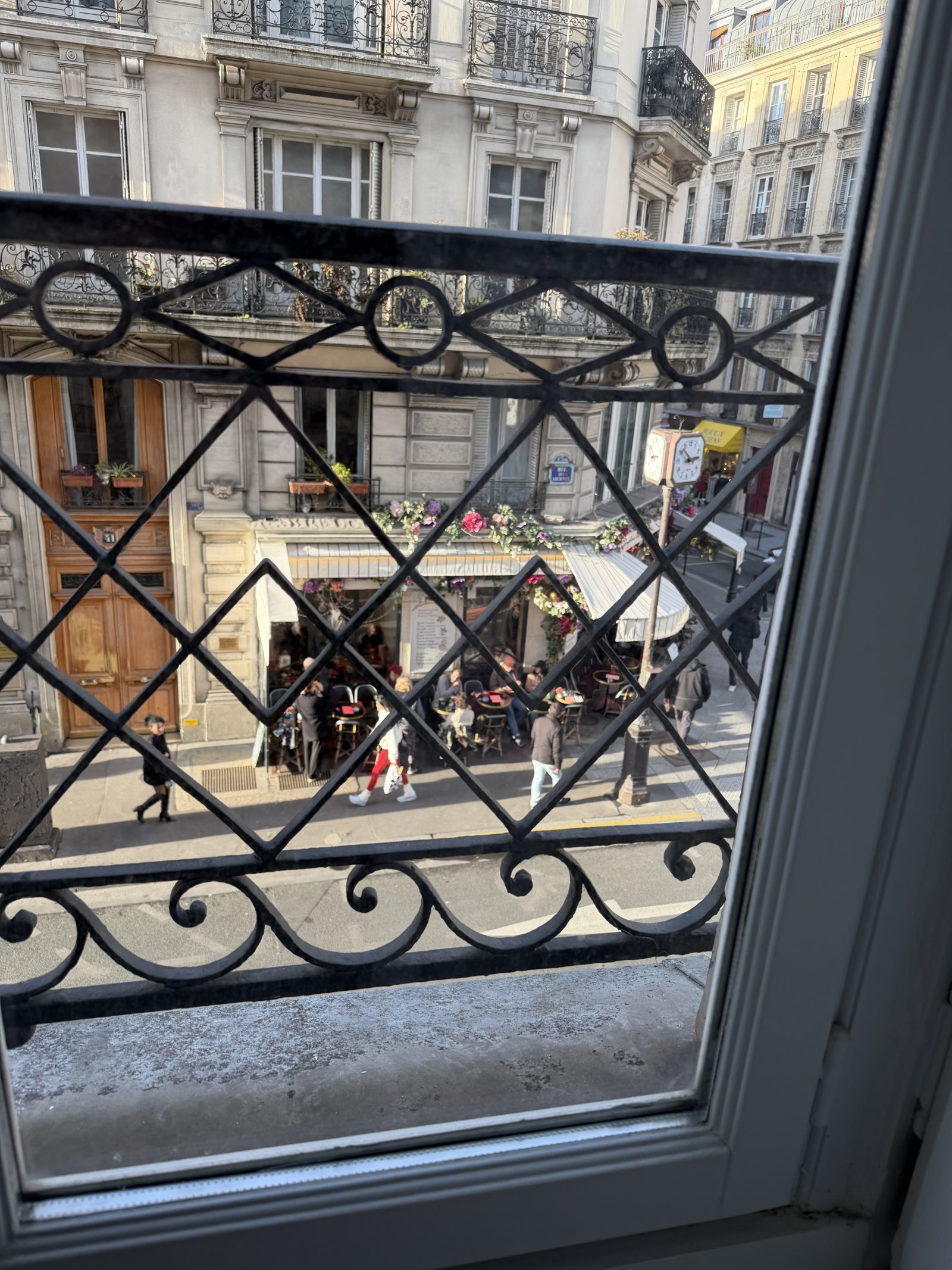 Rue des Archives — Le Marais, Paris
