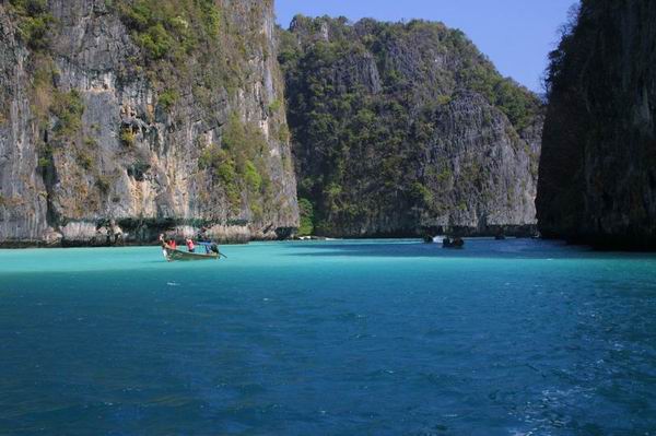 PhiPhi Island